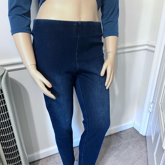 SOFT SURROUNDINGS Size Large Pull on High Rise Elastic Waist Jeans - Picture 1 of 8